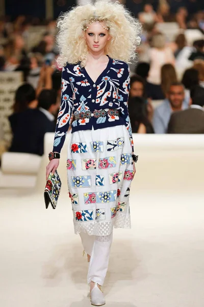 Look 53